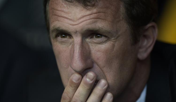 Imagen de Llegó con la escoba y limpia a un referente: la primera decisión de Arruabarrena en su vuelta a Boca