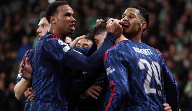 Imagen de El tiro del final: Arsenal se impuso en Portugal con un gol agónico y buscará sellar su clasificación en Londres