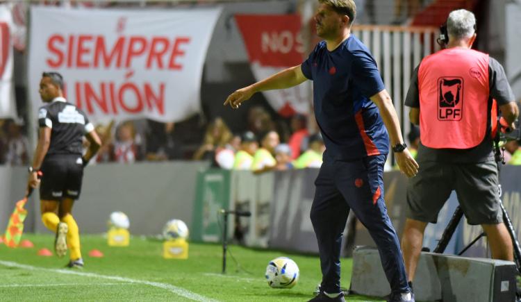 Imagen de Damián Ayude: las secuelas del clásico con Huracán y "la deuda con el juego"