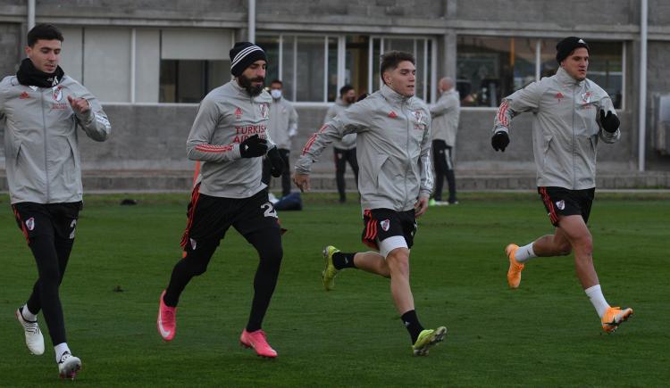 Imagen de RIVER: PRIMERA PRÁCTICA DE ENZO FERNÁNDEZ Y VIAJE A ORLANDO