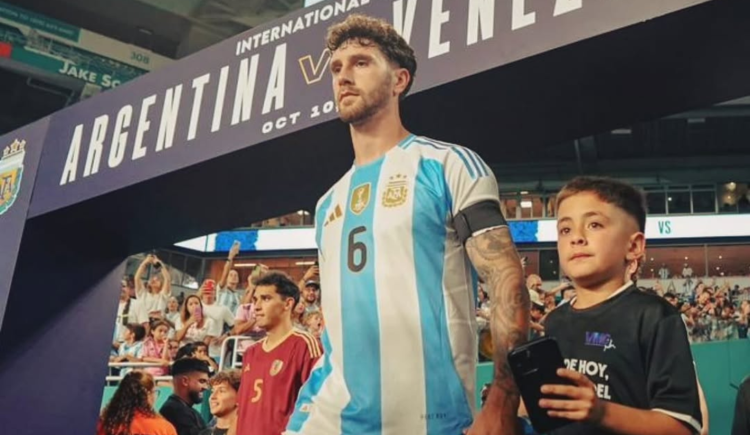 Imagen de La emoción de Senesi: de la reacción al llamado de Scaloni a sus primeras palabras como jugador mundialista