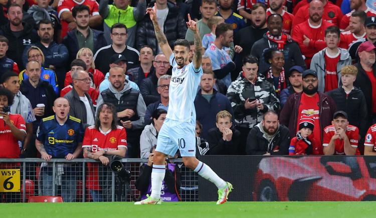 Imagen de LANZINI SILENCIÓ OLD TRAFFORD Y ELIMINÓ AL UNITED