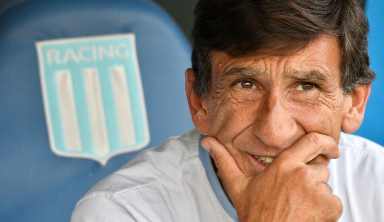 Imagen de Gustavo Costas y el cierre de su tercer ciclo: El adiós de un emblema en Racing