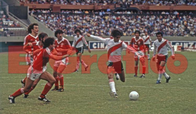 Imagen de El debut de Enzo Francescoli en River