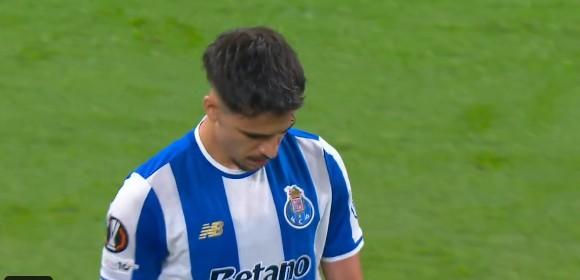 Imagen de El blooper del año: el insólito gol en contra de Martim Fernandes que ya es viral en el mundo
