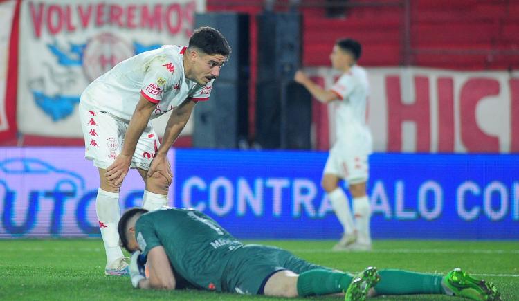 Imagen de Huracán no levanta cabeza y sigue en zona de descenso