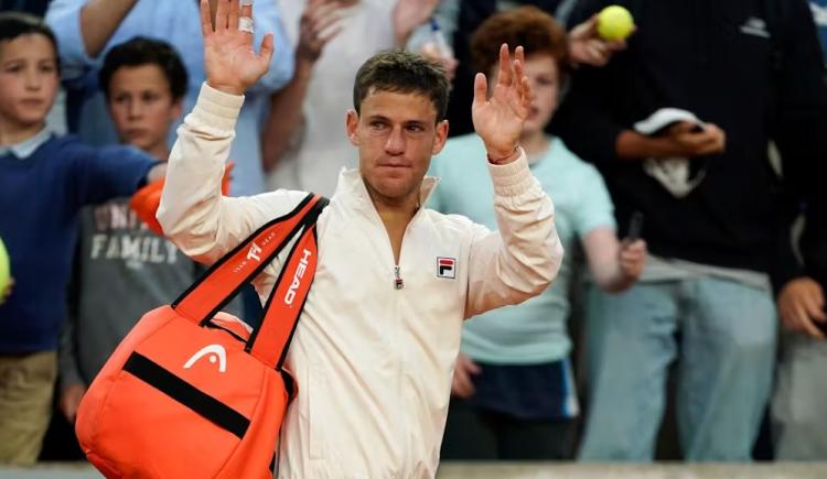 Imagen de El emotivo adiós de Diego Schwartzman de Roland Garros