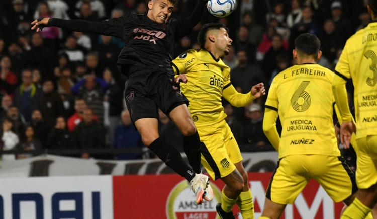 Imagen de Platense empató con Peñarol y buscará la clasificación en Colombia
