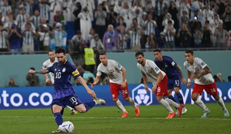 Imagen de El penal que Lionel Messi falló contra Polonia