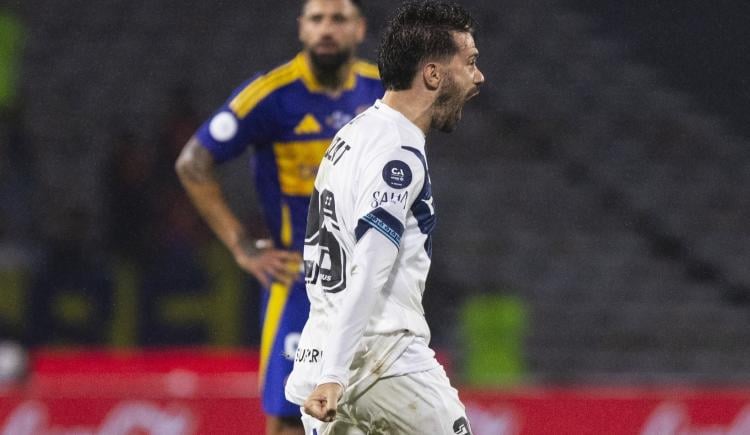Imagen de Bouzat, el héroe de la noche que Vélez le arrebató a Boca por 50 mil dólares