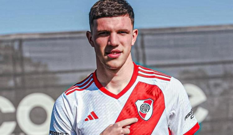 Imagen de Franco Carboni se fue de River sin debutar y habló de Gallardo