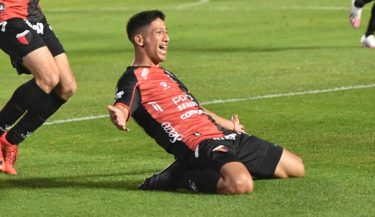 Imagen de ¡COLÓN BRILLANTE CAMPEÓN DEL FÚTBOL ARGENTINO!