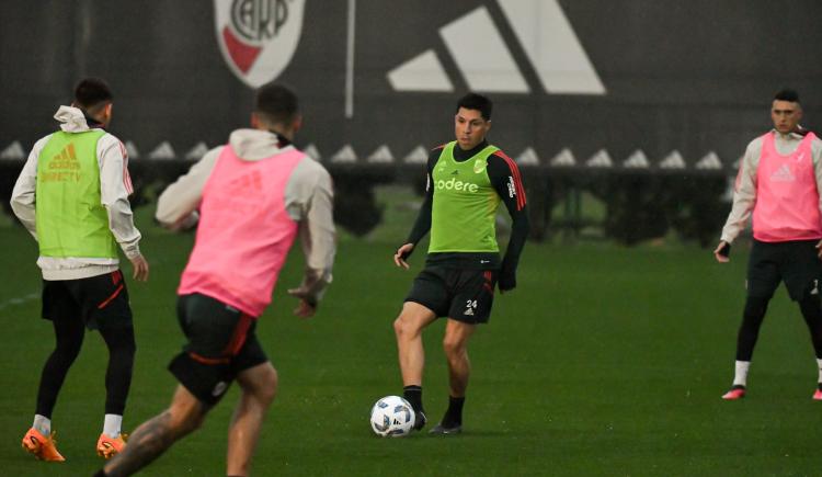 Imagen de El arranque de River en un terreno que le es propicio y sin una figura clave