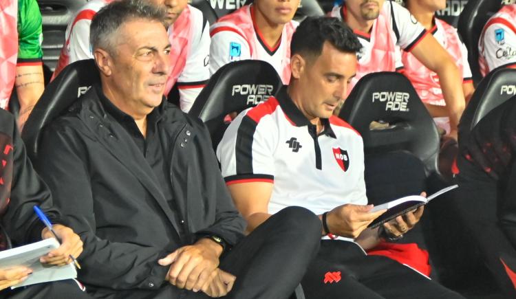 Imagen de Las bombas de Kudelka tras la humillante goleada que sufrió Newell's