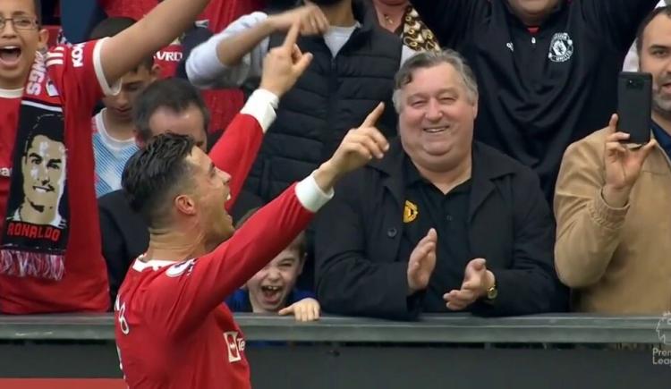 Imagen de El tremendo gol de tiro libre de Cristiano Ronaldo en la victoria ante el Norwich