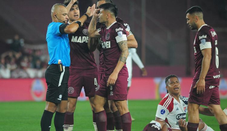 Imagen de El VAR y Sampaio fueron protagonistas en el 0-0 entre Lanús y DIM