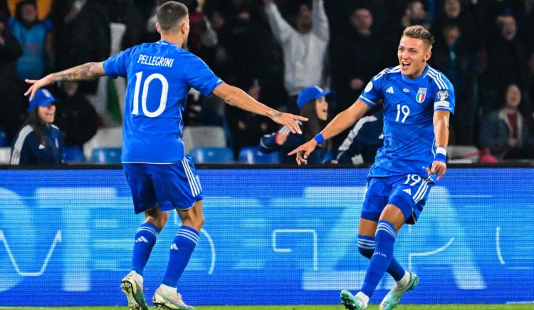 Imagen de Debut y gol para Mateo Retegui en la derrota de Italia