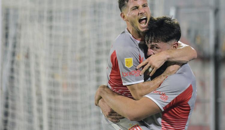 Imagen de La increíble paternidad de Pablo Piatti ante Newell's