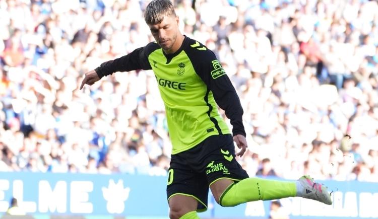 Imagen de Con un golazo maradoniano de Lo Celso, Betis ganó y sueña en grande