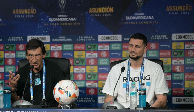 Imagen de La impactante decisión de Gustavo Costas con respecto a Gabriel Arias y el arco de Racing