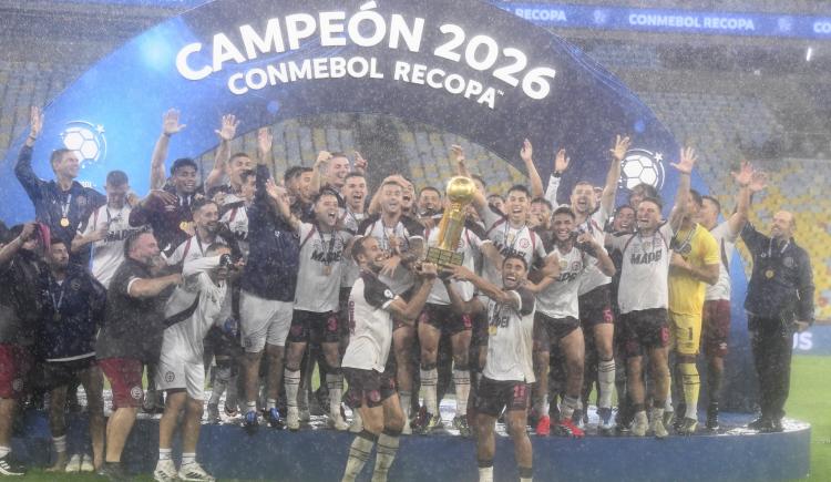 Imagen de Lanús cerró la venta millonaria de uno de los héroes del Maracaná