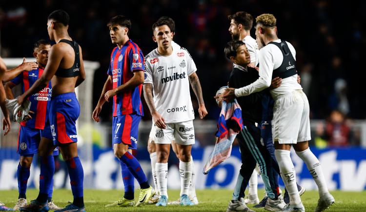Imagen de Los Santos no se hicieron daño y Neymar se llevó un punto del Nuevo Gasómetro