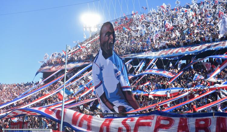 Imagen de El emotivo homenaje para el Morro García en Uruguay