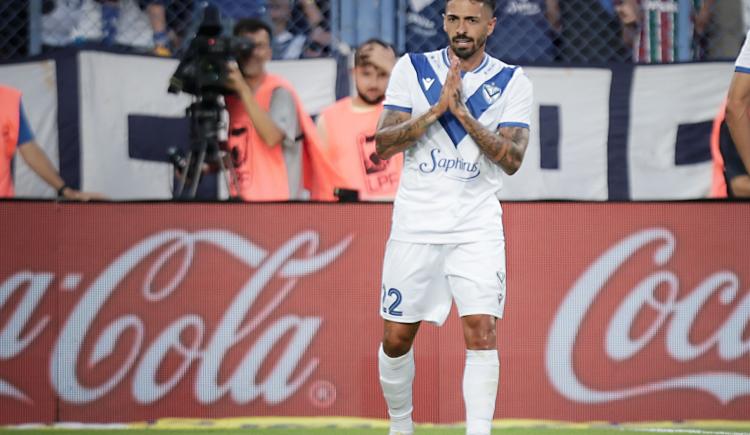 Imagen de Nueva ley del ex en contra del River de Gallardo: Manuel Lanzini puso en ventaja a Vélez