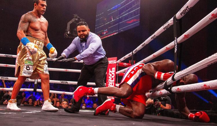 Imagen de BELFORT NOQUEÓ A HOLYFIELD: ¿CON QUÉ NECESIDAD?