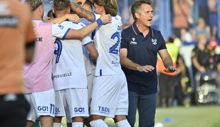 Imagen de La última vez que Vélez encadenó dos triunfos en el inicio de un campeonato