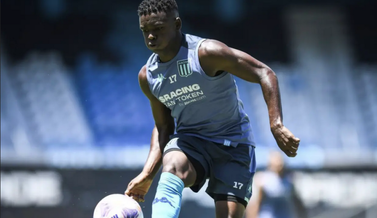 Imagen de Racing: Johan Carbonero se entrenó a la par del grupo