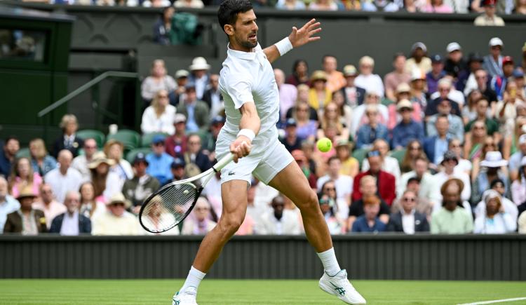 Imagen de Novak Djokovic estiró su racha exitosa en Wimbledon