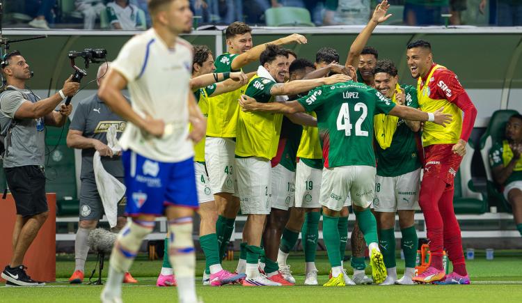 Imagen de Flaco López volvió al gol en el triunfo de Palmeiras