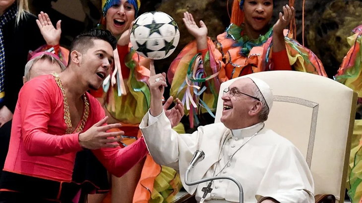 Imagen de Falleció el Papa Francisco, un hombre apasionado por el fútbol y su San Lorenzo de Almagro
