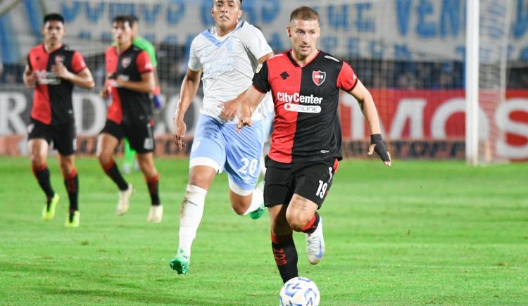 Imagen de Newell's igualó 0-0 con Atlético Tucumán en el debut de Mariano Soso