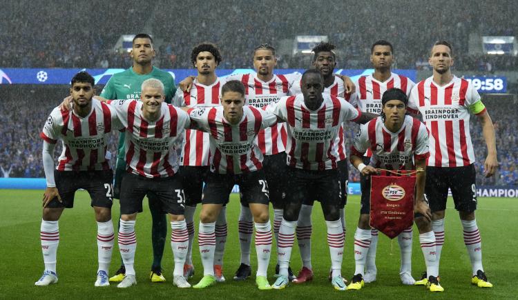 Imagen de PSV rescató un empate de Escocia