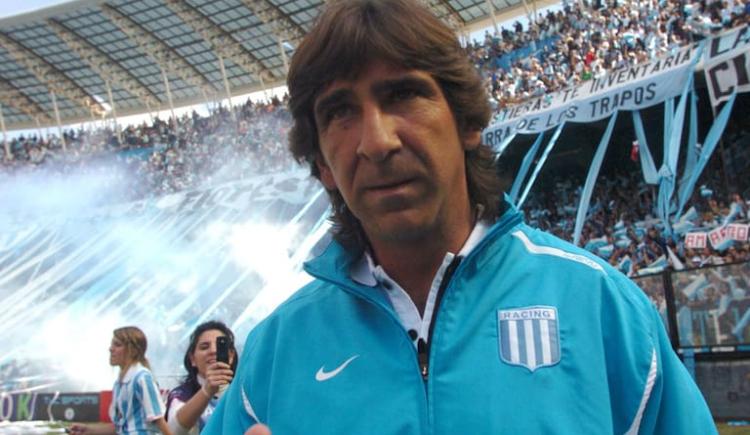 Imagen de Gustavo Costas, cada vez más cerca de Racing
