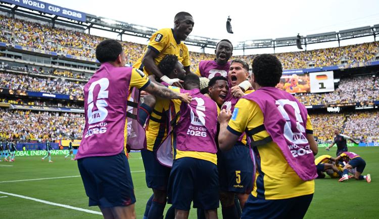 Imagen de Con Plata para seguir en el Mundial: Ecuador venció a Alemania y escribió un batacazo histórico