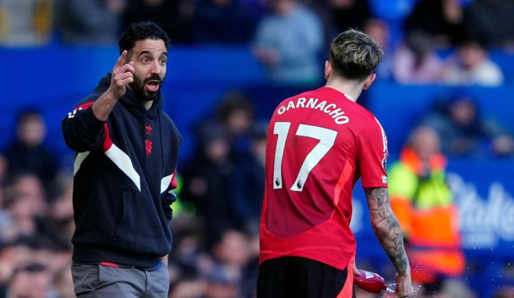 Imagen de El técnico de Manchester United rompió el silencio y explicó por qué marginó del plantel a Garnacho