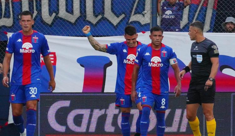 Imagen de Ignacio Russo inauguró el Torneo Apertura 2025