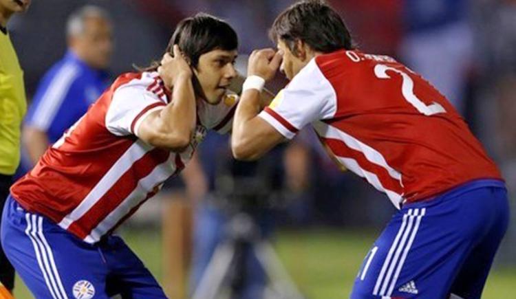 Imagen de LOS HERMANOS, RESPALDADOS