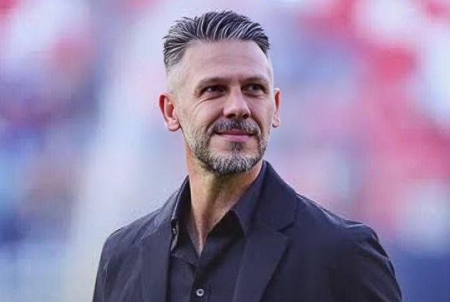 Imagen de Martín Demichelis, entre los principales candidatos para dirigir a Bayer Leverkusen
