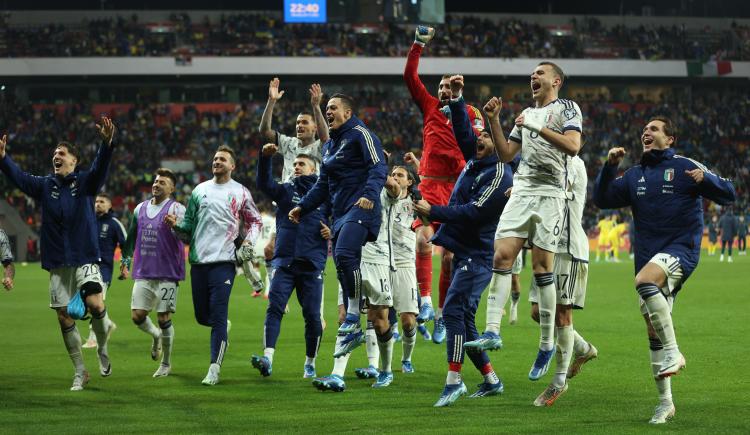 Imagen de Con polémica, Italia empató y se clasificó a la Eurocopa 2024