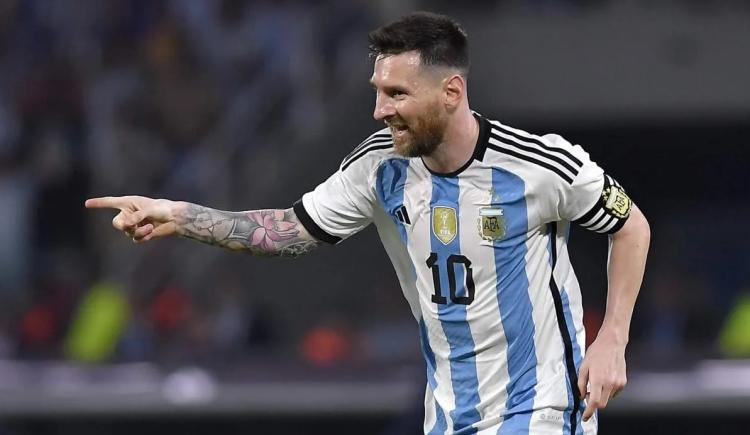 Imagen de La Conmebol le abrió las puertas a Lionel Messi