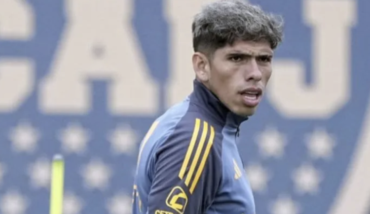 Imagen de Carlos Palacios se enredó solo: vivo en Instagram, música de fondo y polémicas declaraciones