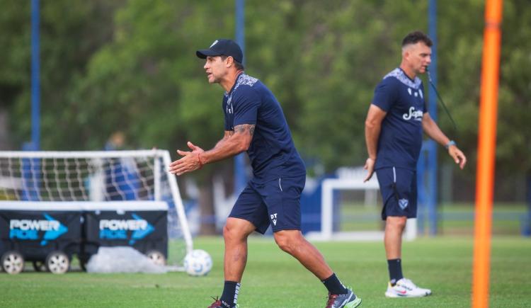 Imagen de Campeón en problemas: inesperado conflicto en Vélez