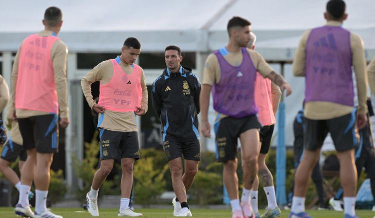 Imagen de Selección Argentina: amanecer de un domingo agitado