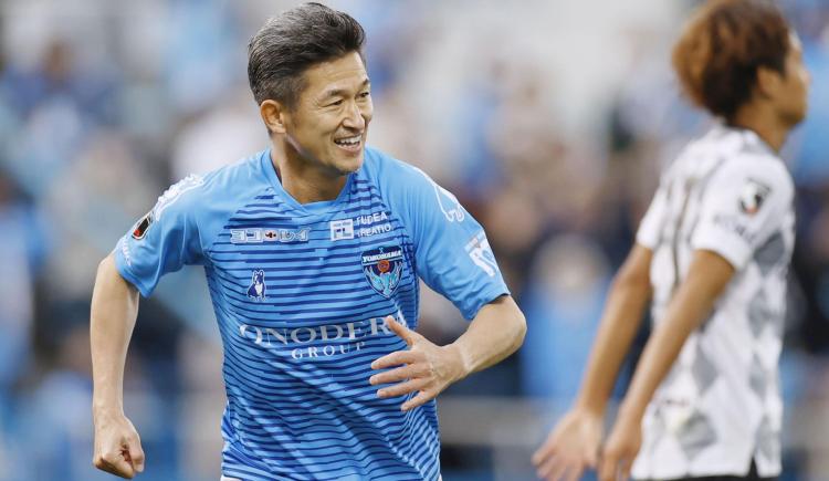 Imagen de EL JUGADOR MÁS LONGEVO DEL PLANETA TIENE NUEVO CLUB