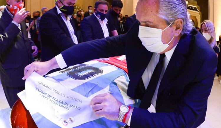 Imagen de ALBERTO FERNÁNDEZ DESPIDIÓ A DIEGO