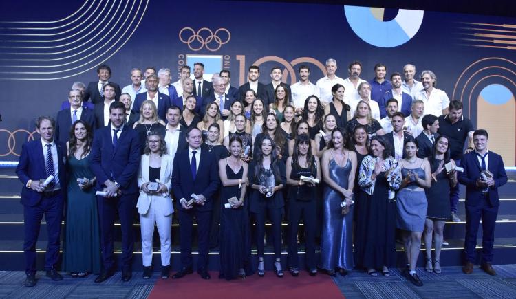 Imagen de El COA celebró su gala de centenario con leyendas y figuras del deporte argentino